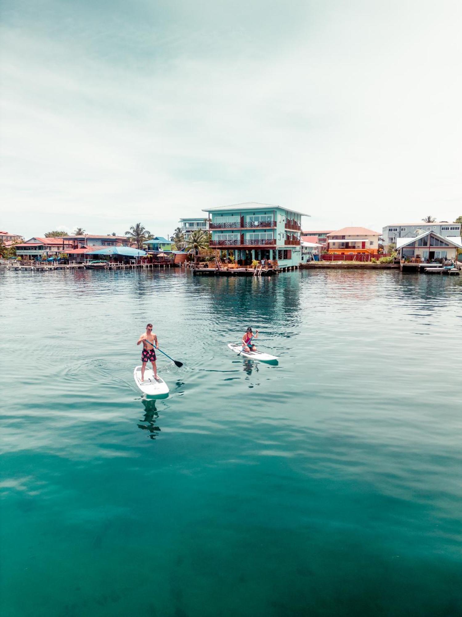 Bambuda Bocas Town Экстерьер фото